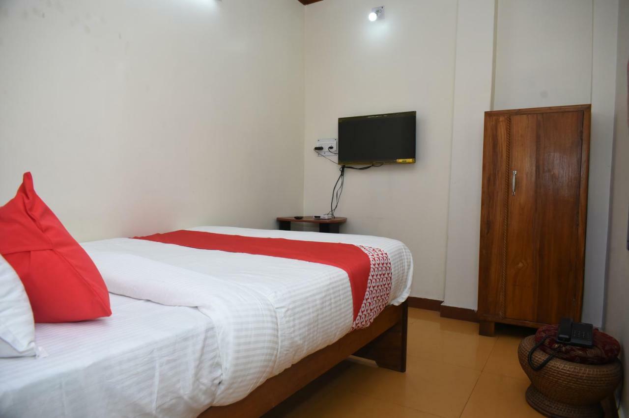 Oyo 45320 Hotel Mars Agartala Bagian luar foto